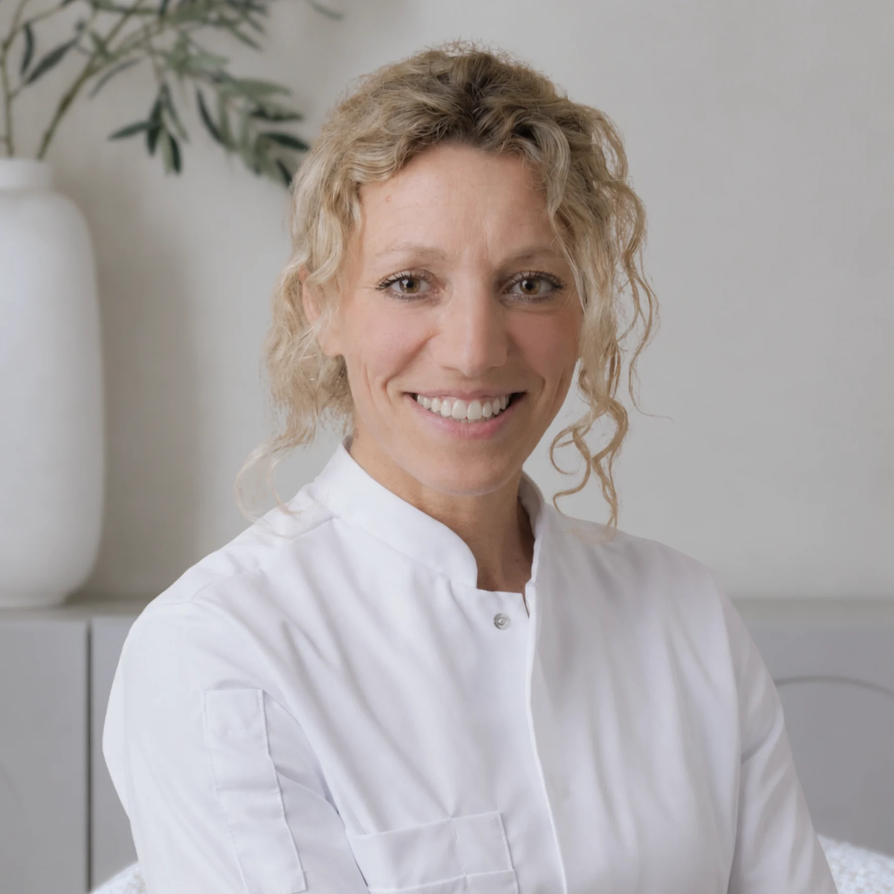 dr nicolette lammers the body clinic de tbc